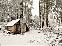 Pic-47 - Tomahawk Hut in the Snow